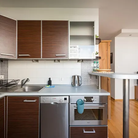 Metro Kabaty Comfort Apartment *